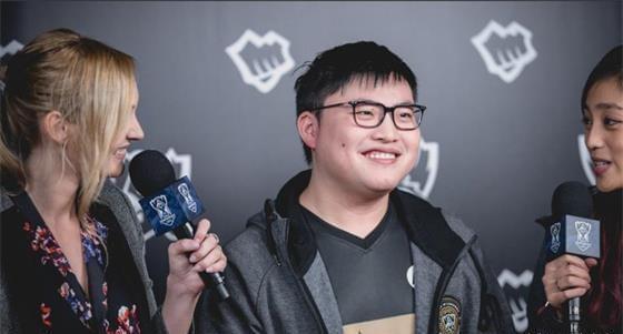 录与金靴争 录与金靴争